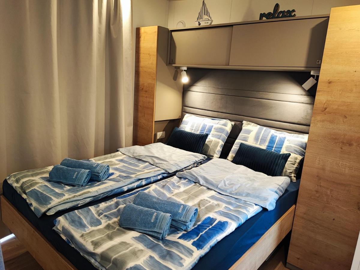 Memita Mobile Homes, 셀스 외부 사진